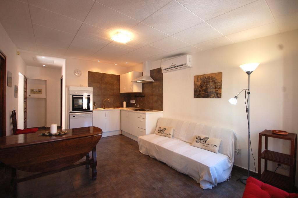 Lets Holidays Cozy Apartment 70 M. From The Beach In Tossa Tossa de Mar Exterior foto